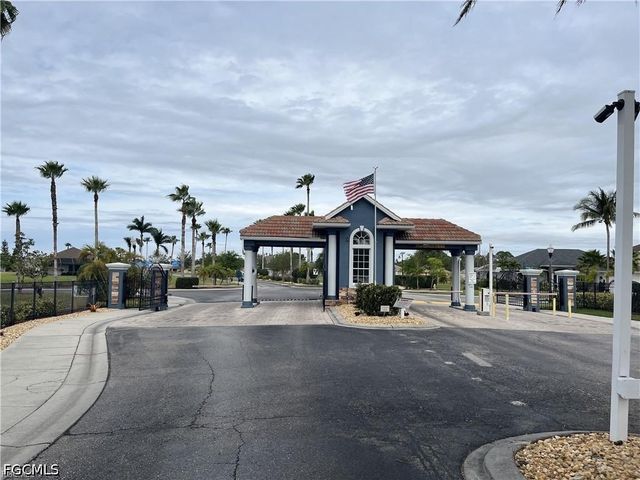 8187 Gopher Tortoise TRL, Lehigh Acres, FL 33972