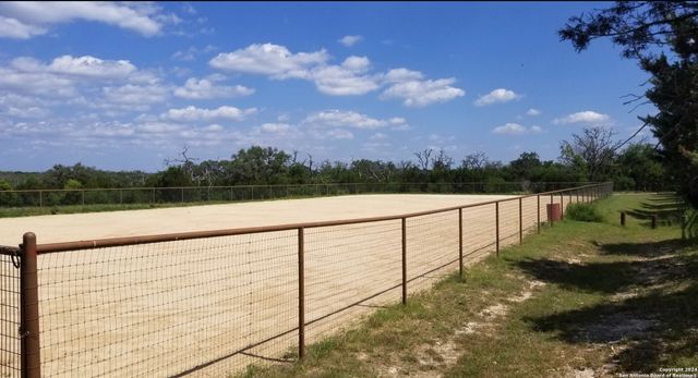 251 Highgate Drive, Bandera, TX 78003