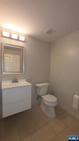 100 Old Palisade Road 3609, Fort Lee, NJ 07024