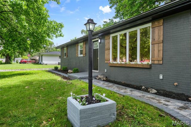 4104 BRADEN Avenue, Granite City, IL 62040