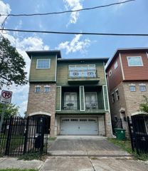 2736 Cortlandt Street A, Houston, TX 77008