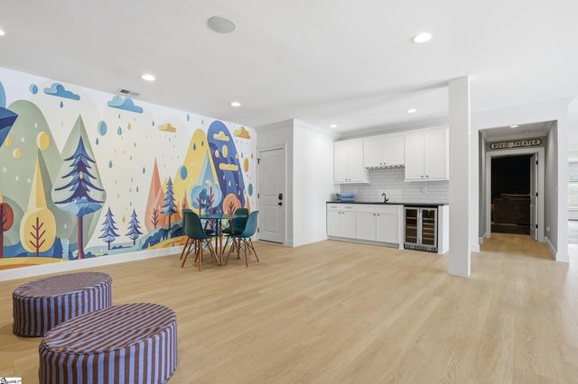 602 Jenkins Bridge Road, Simpsonville, SC 29680