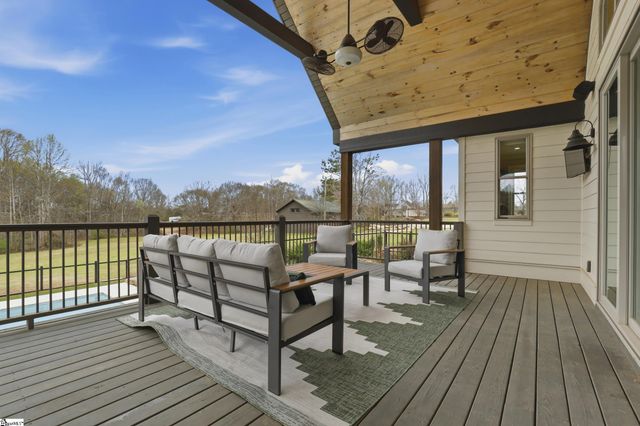 602 Jenkins Bridge Road, Simpsonville, SC 29680