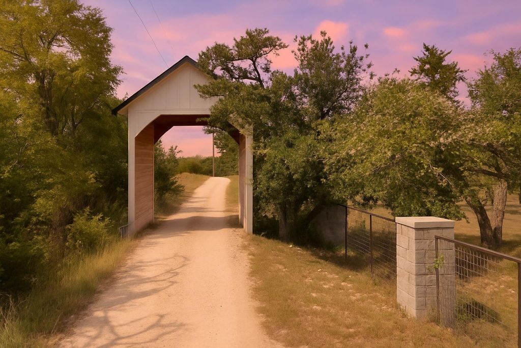 260 Corte Del Cedro DR, Dripping Springs, TX 78620