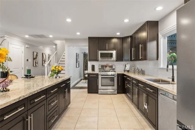 13351 Cromwell, Tustin, CA 92780