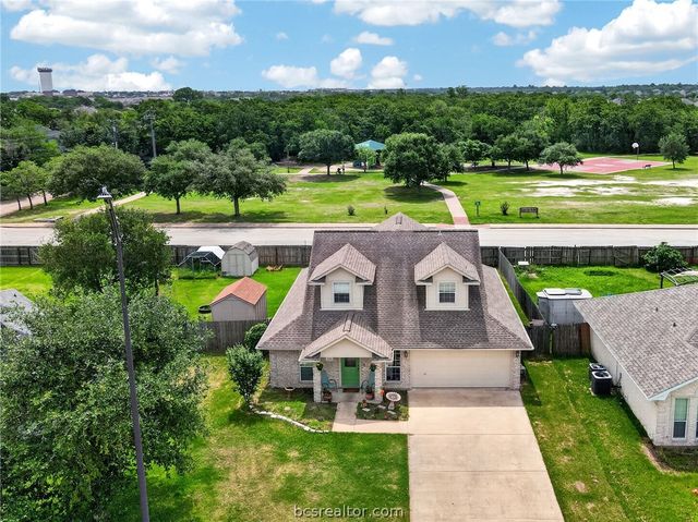 1308 Roanoke Court, College Station, TX 77845