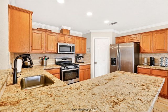 1308 Roanoke Court, College Station, TX 77845