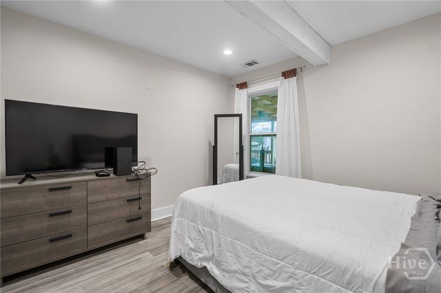 332 E 56th Street, Savannah, GA 31405