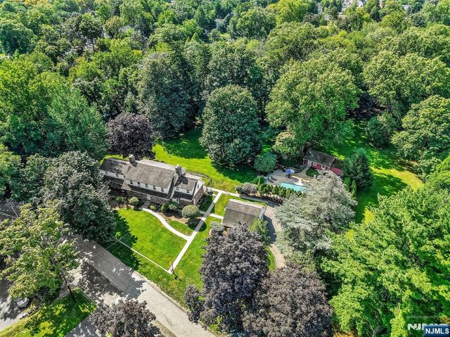 1 Carlyle Place, Hillsdale, NJ 07642