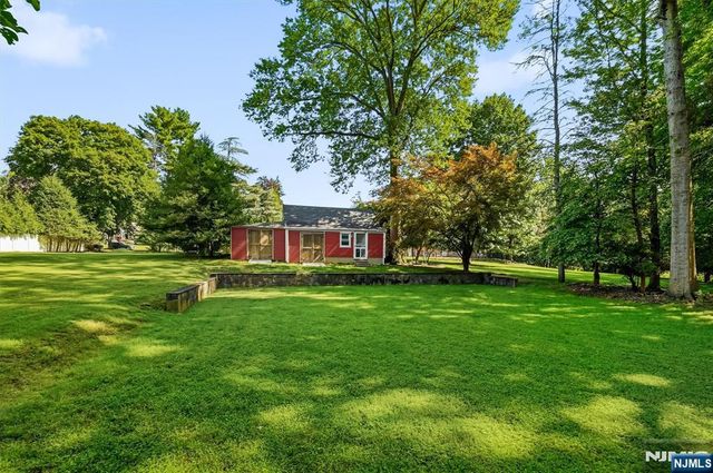 1 Carlyle Place, Hillsdale, NJ 07642