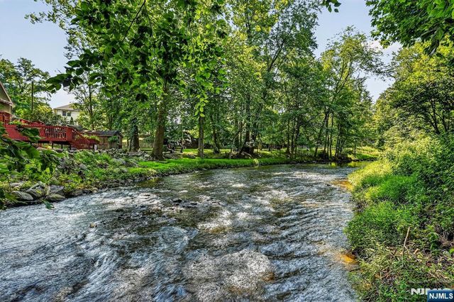1 Carlyle Place, Hillsdale, NJ 07642