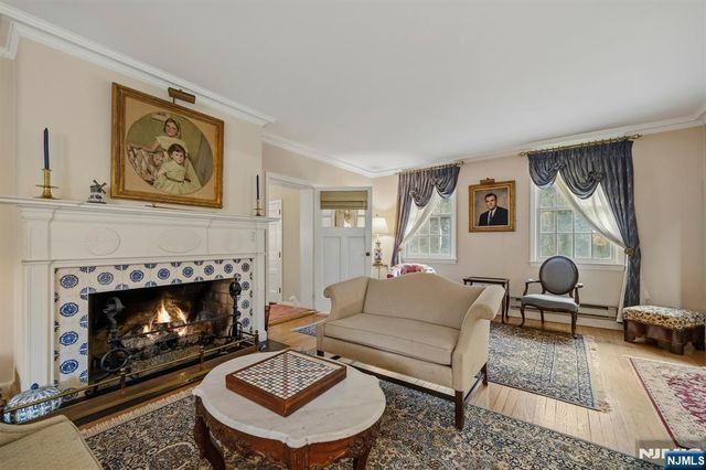 1 Carlyle Place, Hillsdale, NJ 07642