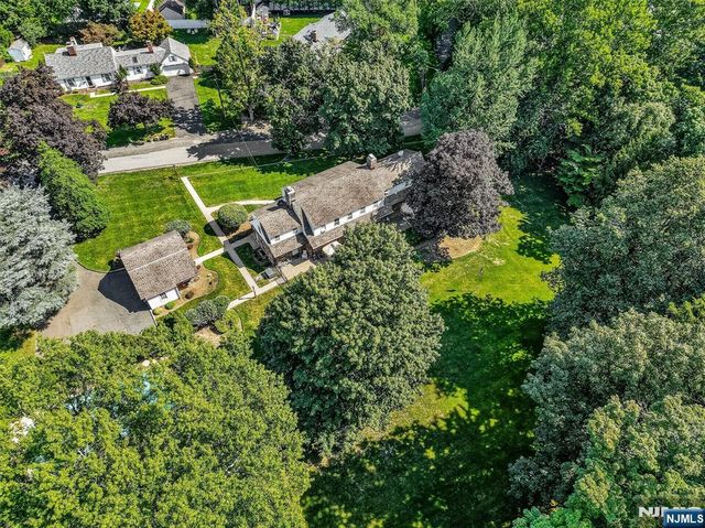 1 Carlyle Place, Hillsdale, NJ 07642