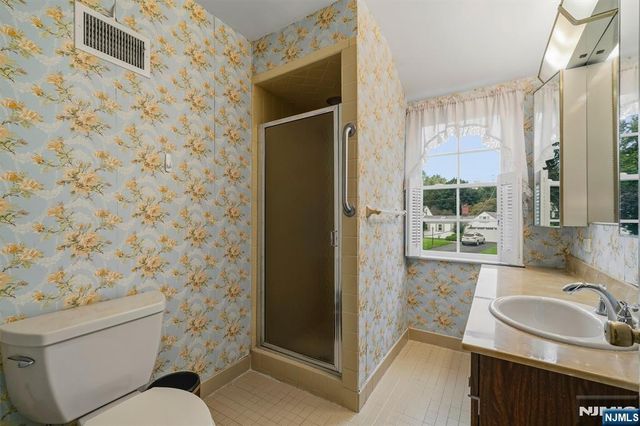 1 Carlyle Place, Hillsdale, NJ 07642