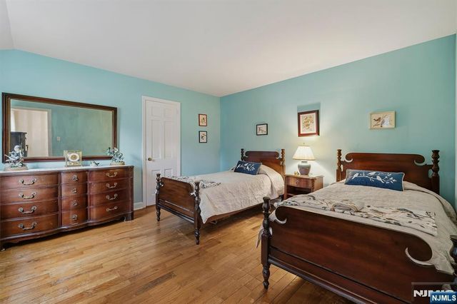 1 Carlyle Place, Hillsdale, NJ 07642