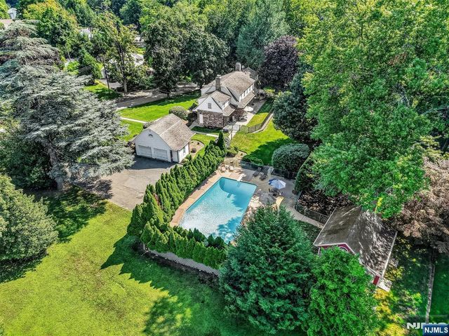 1 Carlyle Place, Hillsdale, NJ 07642