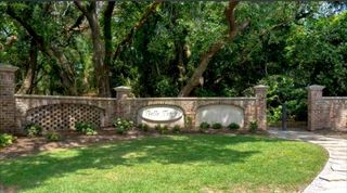 628 Parrot Point Drive, Charleston, SC 29412
