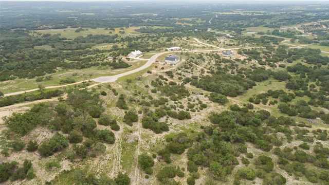 523 Big Sky CT, Blanco, TX 78606