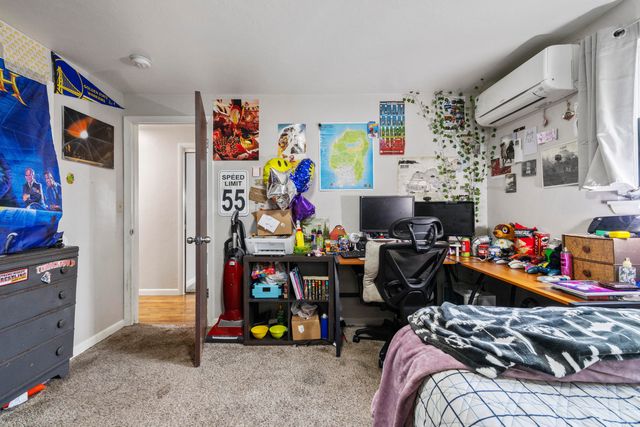 5714 Schiesel Avenue, Klamath Falls, OR 97603