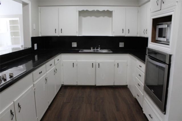 817 Hudler Street, La Marque, TX 77568