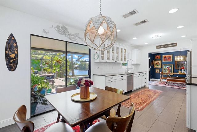 5378 SARAPOINTE COURT, Sarasota, FL 34232