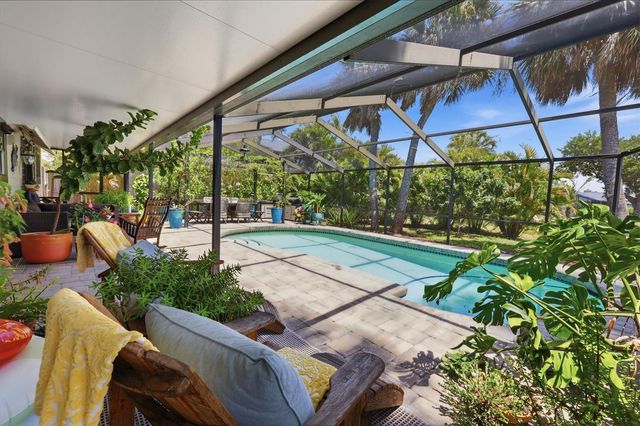 5378 SARAPOINTE COURT, Sarasota, FL 34232