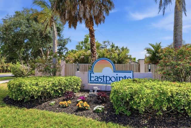 5378 SARAPOINTE COURT, Sarasota, FL 34232