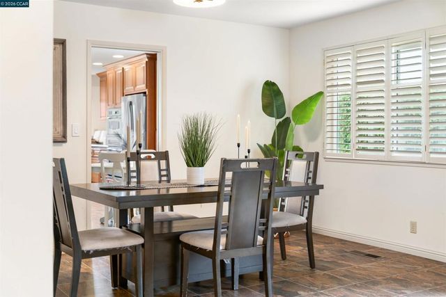 3237 Vera Cruz Dr, San Ramon, CA 94583