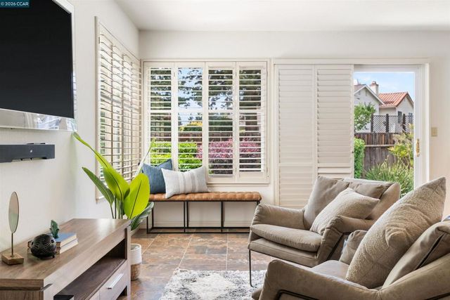 3237 Vera Cruz Dr, San Ramon, CA 94583