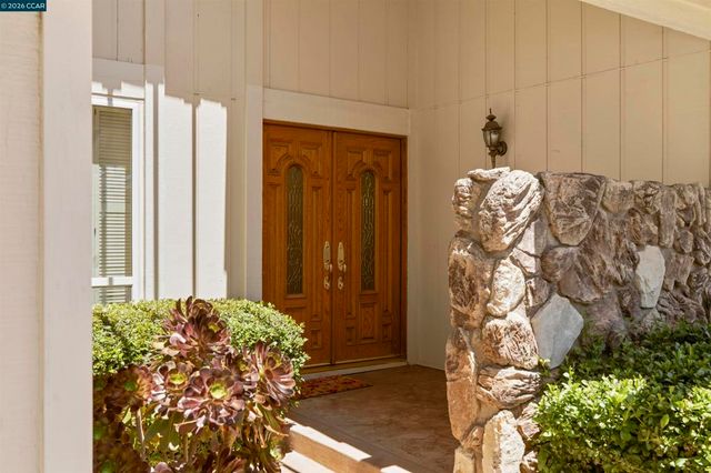 3237 Vera Cruz Dr, San Ramon, CA 94583