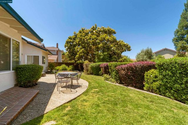 3237 Vera Cruz Dr, San Ramon, CA 94583