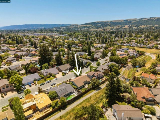 3237 Vera Cruz Dr, San Ramon, CA 94583