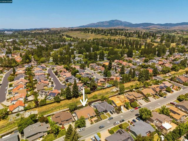 3237 Vera Cruz Dr, San Ramon, CA 94583