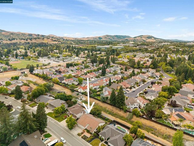 3237 Vera Cruz Dr, San Ramon, CA 94583