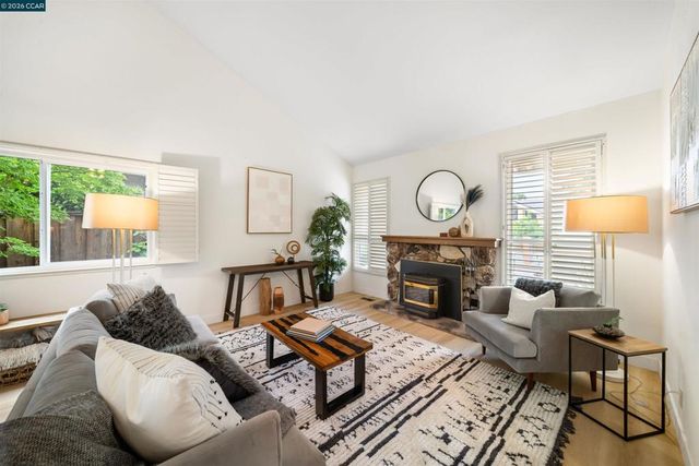 3237 Vera Cruz Dr, San Ramon, CA 94583