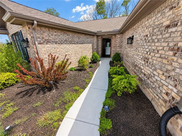 2073 High Wheel Drive, Xenia, OH 45385