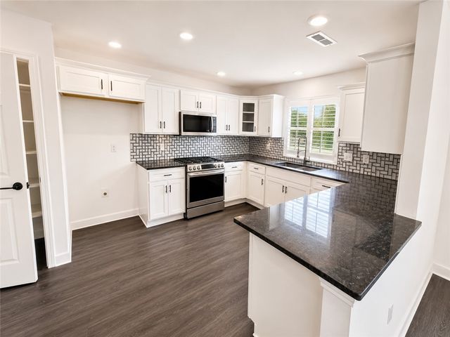 2073 High Wheel Drive, Xenia, OH 45385