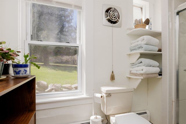111 East Gilson Avenue, Hartford, VT 05059