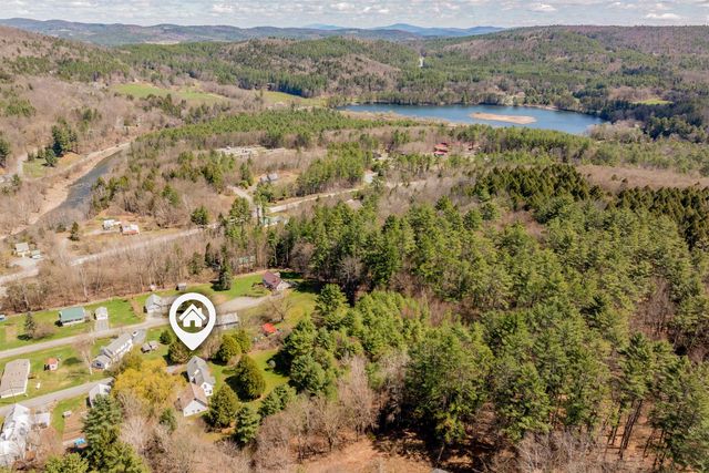 111 East Gilson Avenue, Hartford, VT 05059
