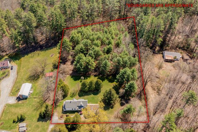 111 East Gilson Avenue, Hartford, VT 05059