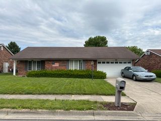 1232 Waterbury Place, Troy, OH 45373