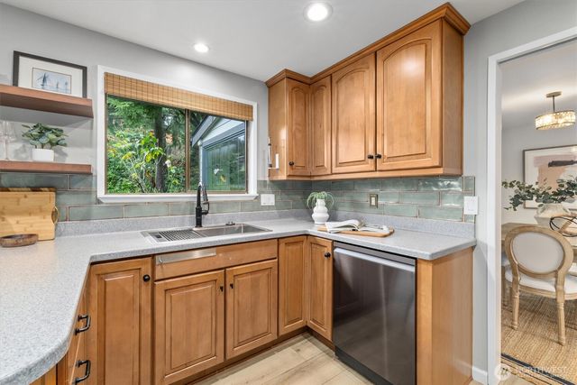 29318 9th Place S, Federal Way, WA 98003