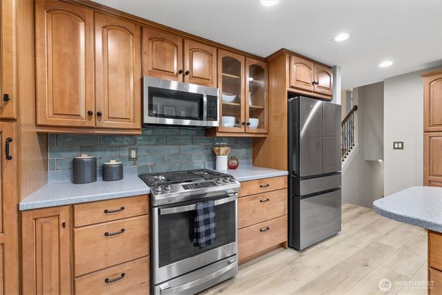 29318 9th Place S, Federal Way, WA 98003