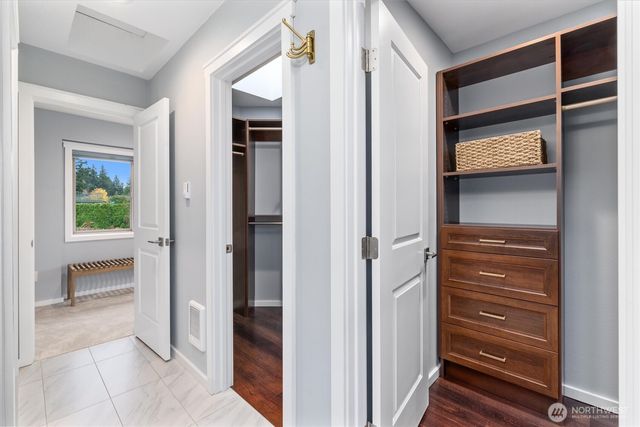 29318 9th Place S, Federal Way, WA 98003