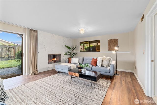 29318 9th Place S, Federal Way, WA 98003