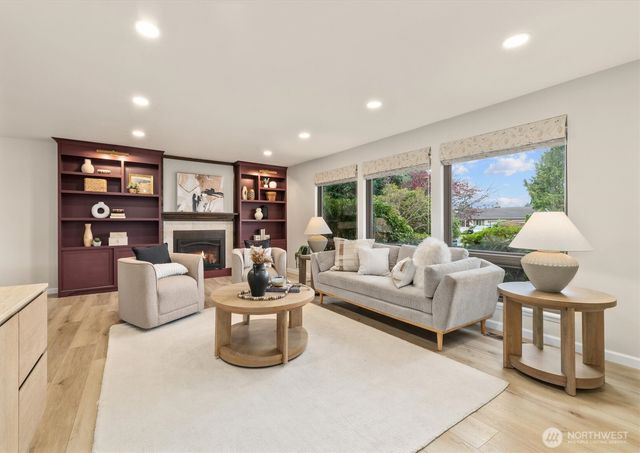 29318 9th Place S, Federal Way, WA 98003