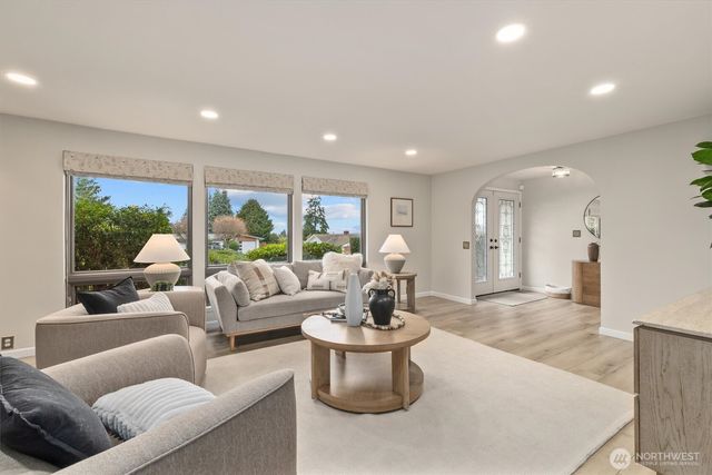 29318 9th Place S, Federal Way, WA 98003