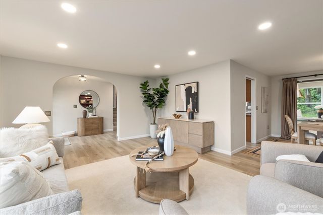 29318 9th Place S, Federal Way, WA 98003