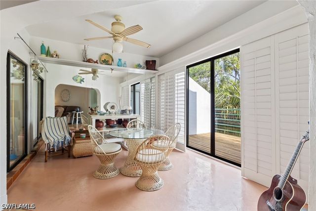 2294 Anchorage LN B, Naples, FL 34104