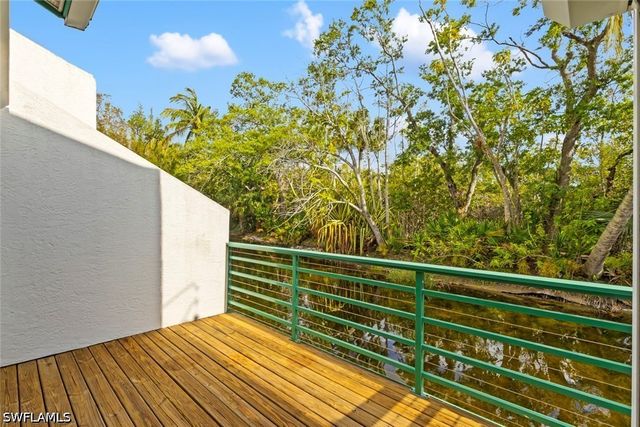 2294 Anchorage LN B, Naples, FL 34104